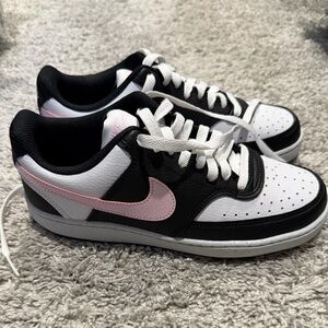 Nike Black and Gray Sneakers